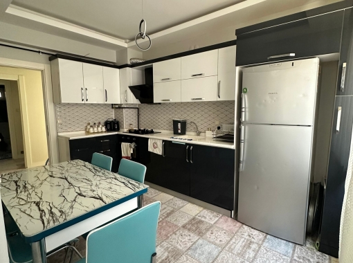 AYDINLIKEVLER DE 8 YAŞINDA 3 CEPHELİ BAKIMLI DAİRE